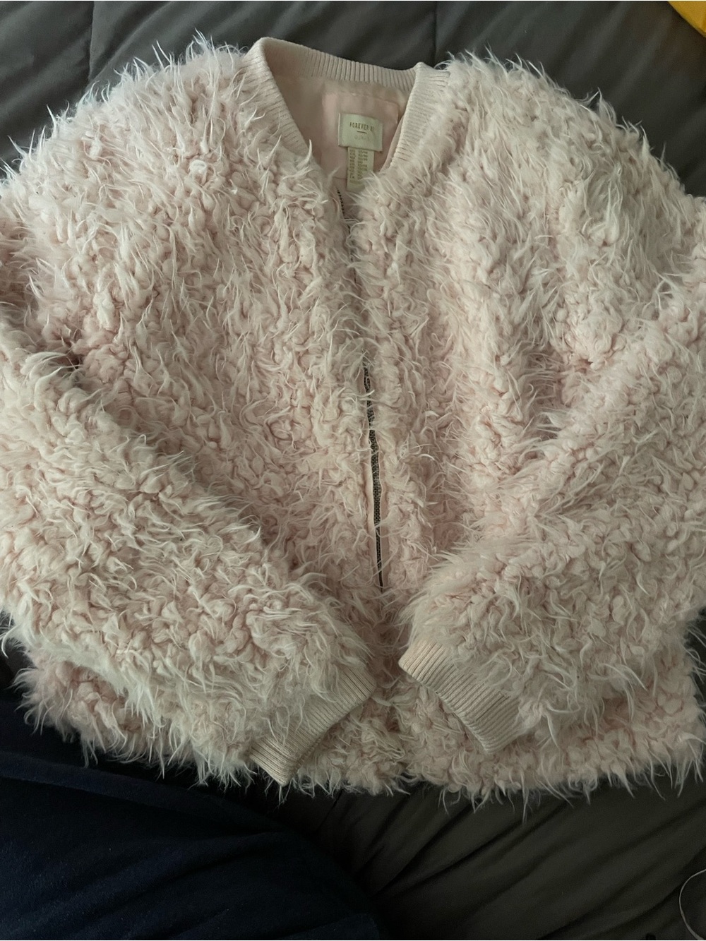 Girls Forever 21 pink kids fuzzy furry jacket Bomber Size 13/14 XL or womens XS